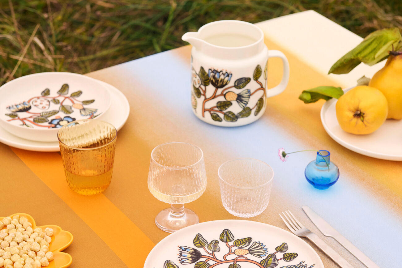 7.18- Timeless design for colourful living