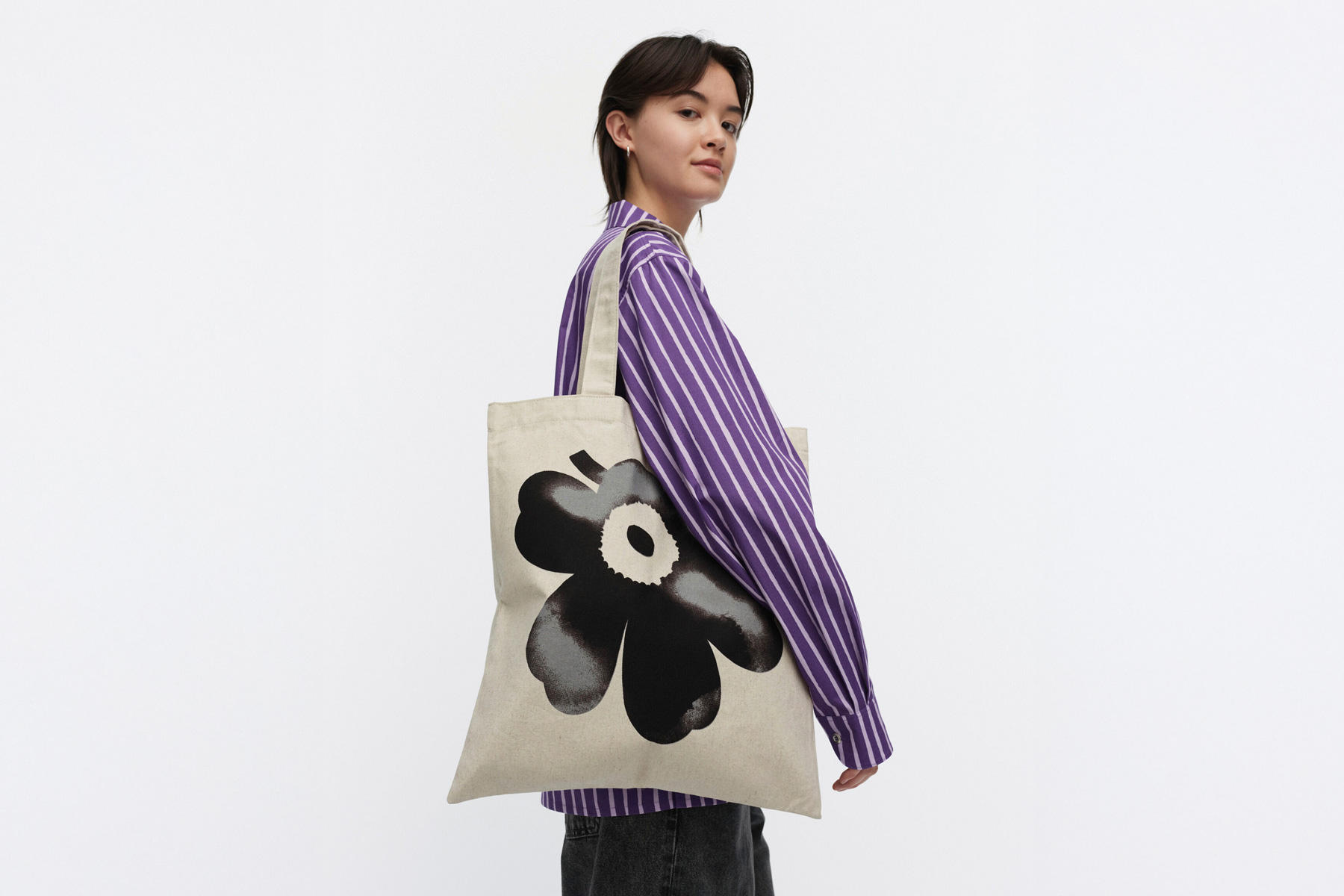 11.7- [オンライン限定] Sale items: Buy 1 get 20% off